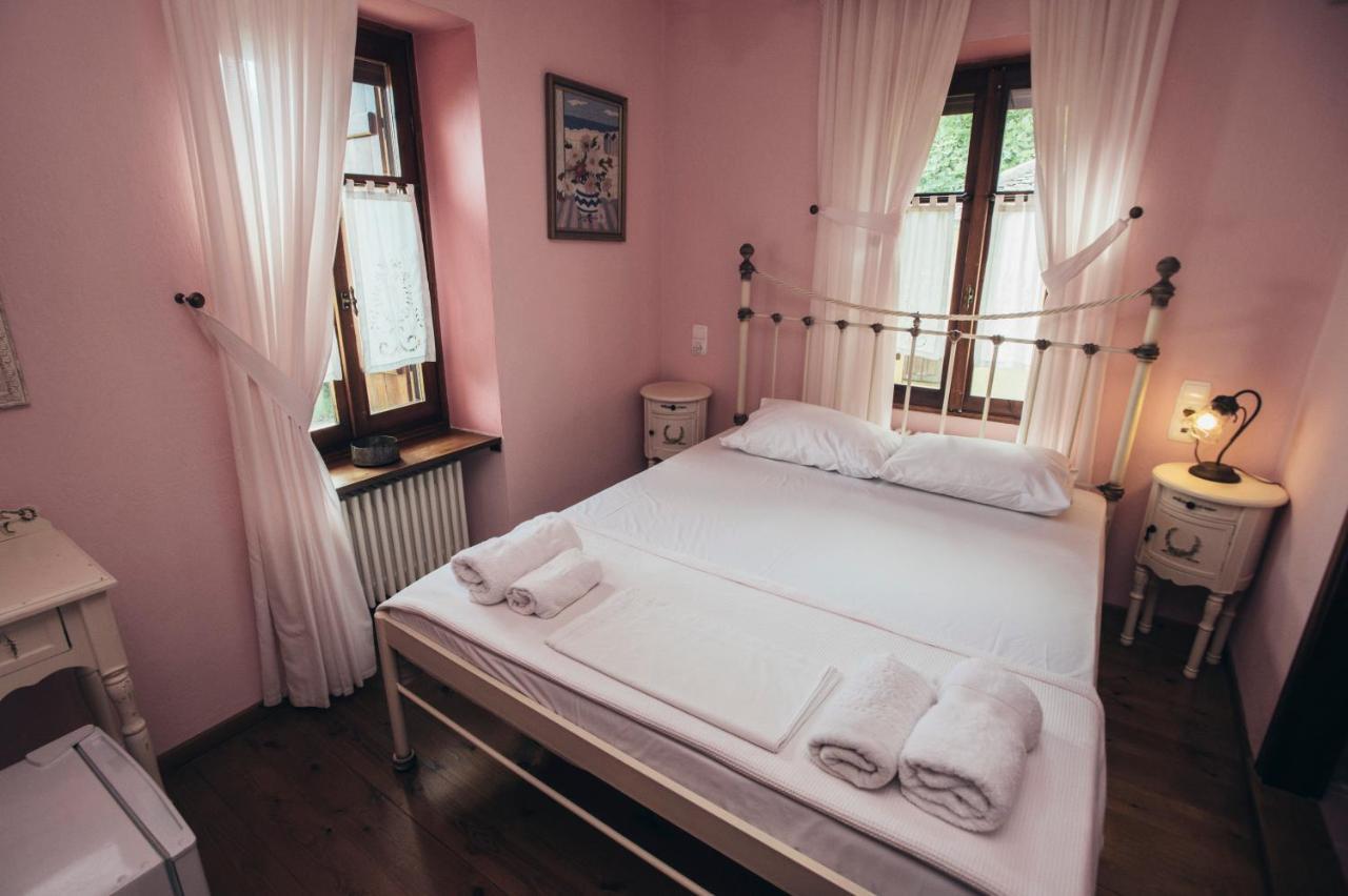 Ellis Full Guest House تساغارادا المظهر الخارجي الصورة